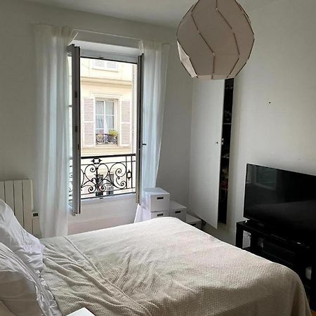 Modern Appartement W/ Tour Eiffel View In The 7Th Paříž Exteriér fotografie